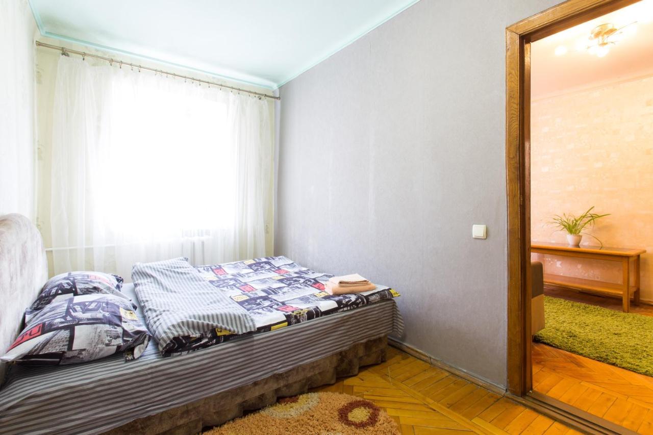 Kosmicheskaya Street Area Apartment Kharkiv Bagian luar foto